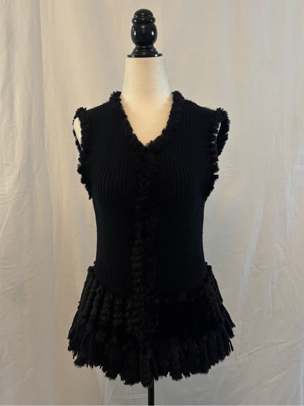 Moiselle Black Luxe Wool Knit Vest Quiet Luxury Dark Academia Boho Goth Size 2 - Picture 2 of 10